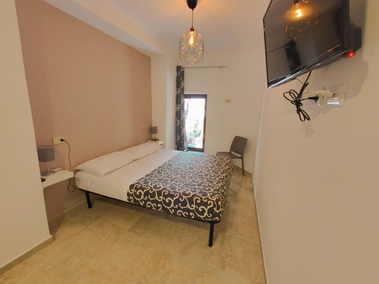 Tao House Apartment ตาออร์มินา ภายนอก รูปภาพ